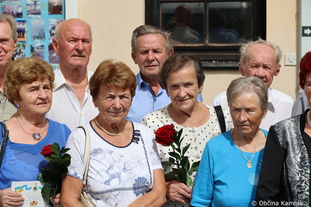 Jubilanti, ki dokazujejo, da ljubezen z leti postaja močnejša (48)